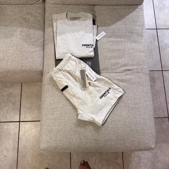 Essentials Matching Set Light Oatmeal - Picture 1 of 2